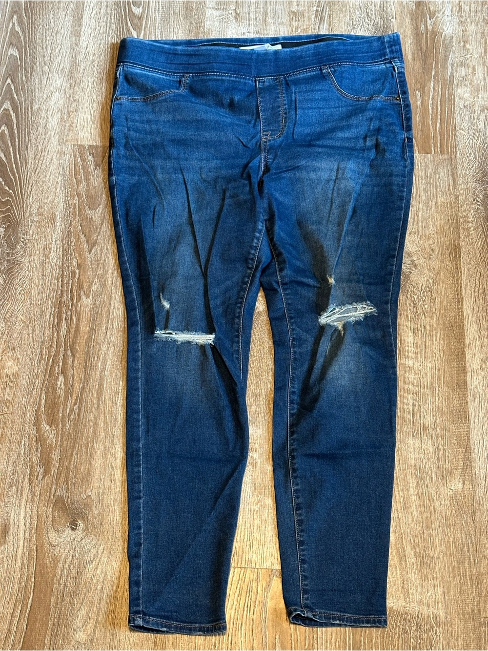 Dark Blue Distressed Women’s Jeggings